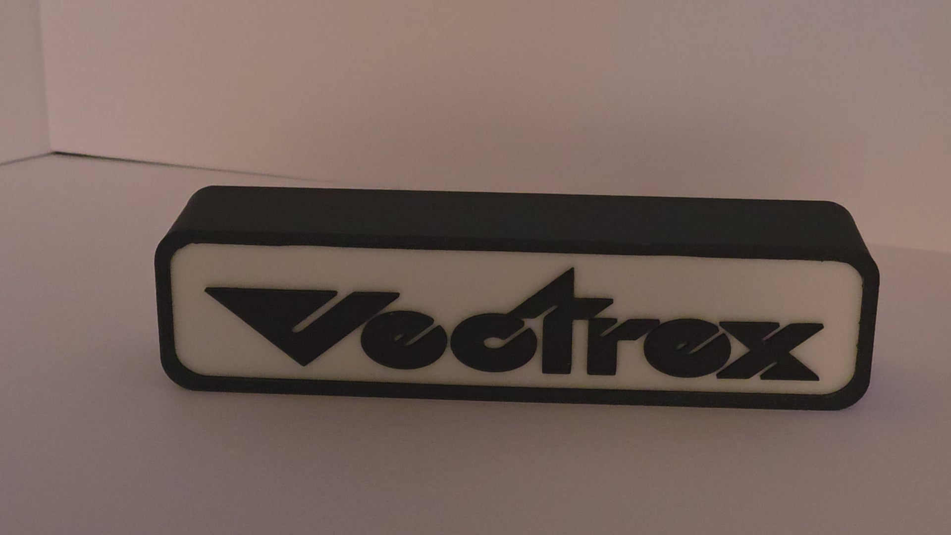 VECTREX - Retro Gaming Lighted Sign