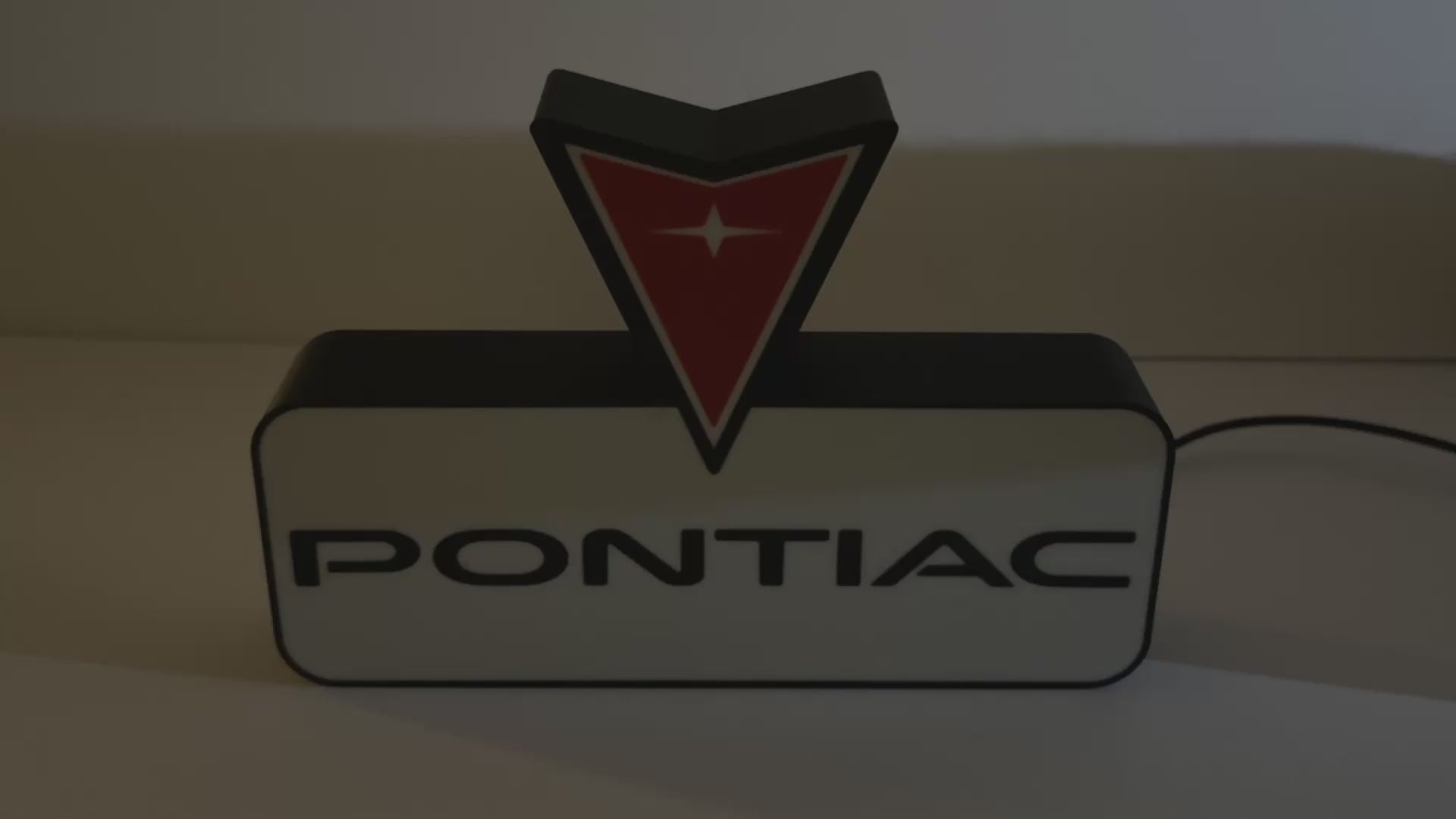 PONTIAC - Retro Automotive Lighted Sign